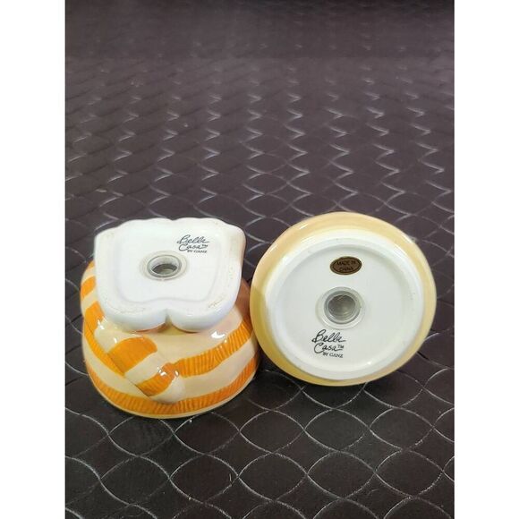 Bella Casa by Ganz Salt and Pepper Shaker Tabby Cat - Picture 6 of 7